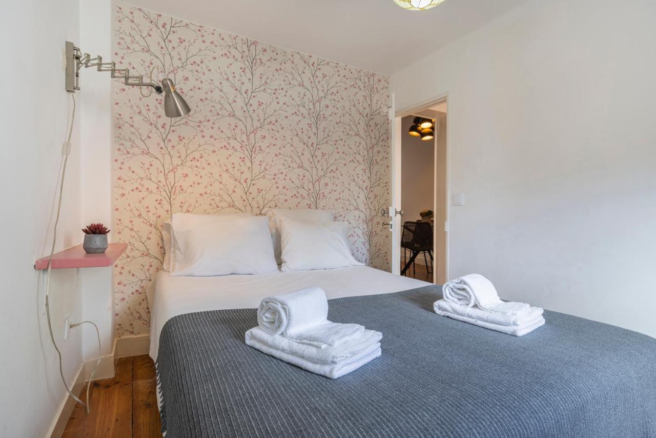 Alfama 2Bdr Duplex Apartment W/ Balcony By Lovelystay Lisboa Exterior foto