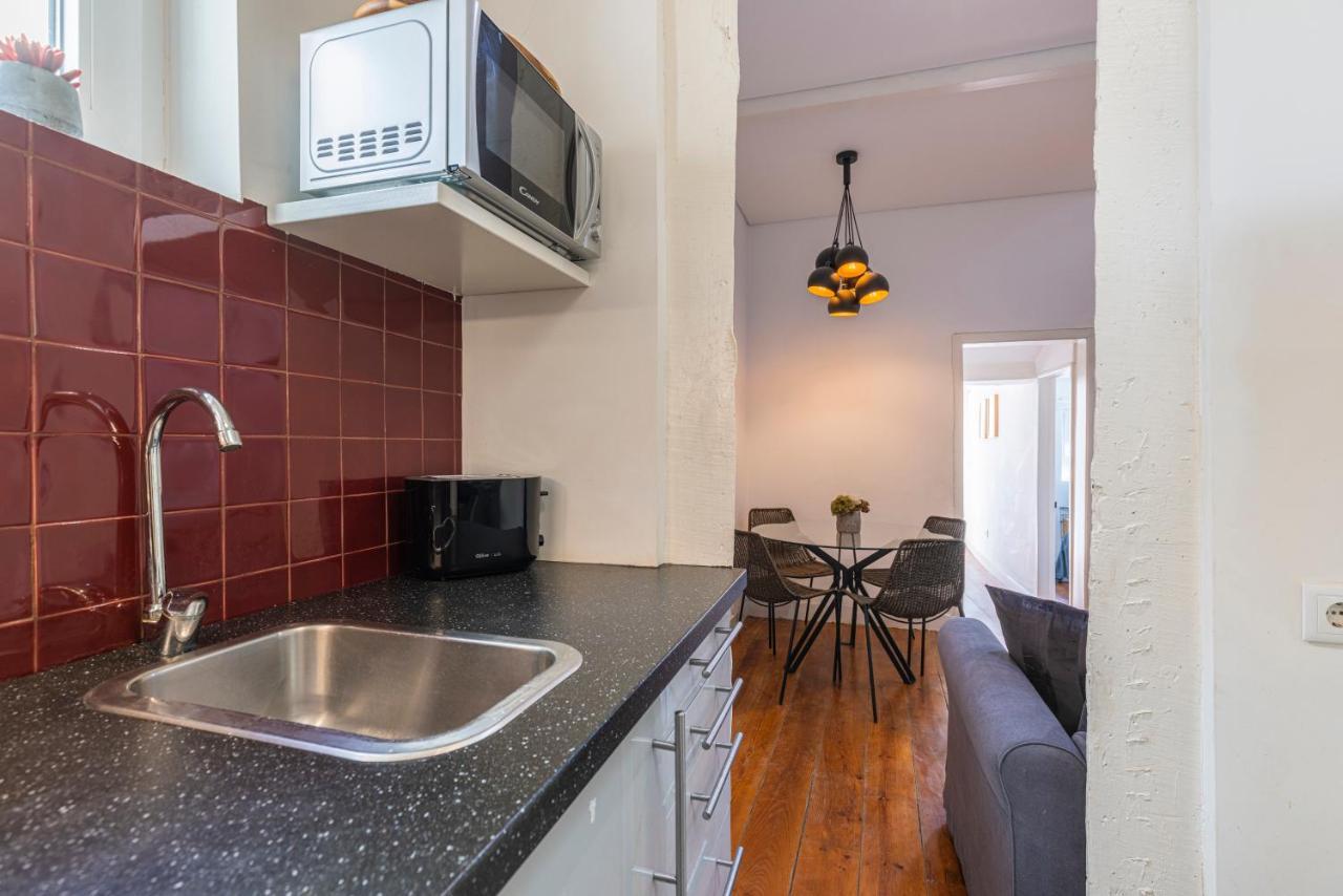Alfama 2Bdr Duplex Apartment W/ Balcony By Lovelystay Lisboa Exterior foto