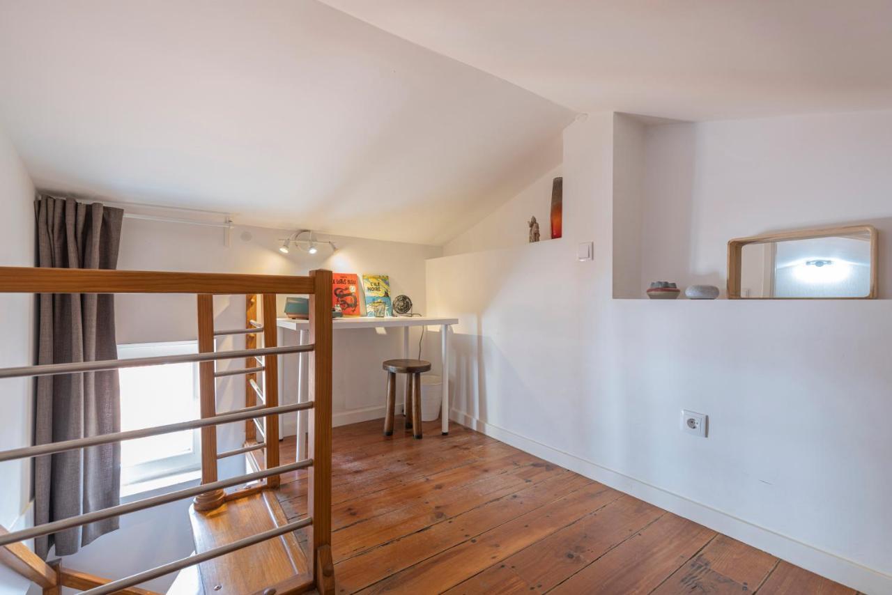 Alfama 2Bdr Duplex Apartment W/ Balcony By Lovelystay Lisboa Exterior foto