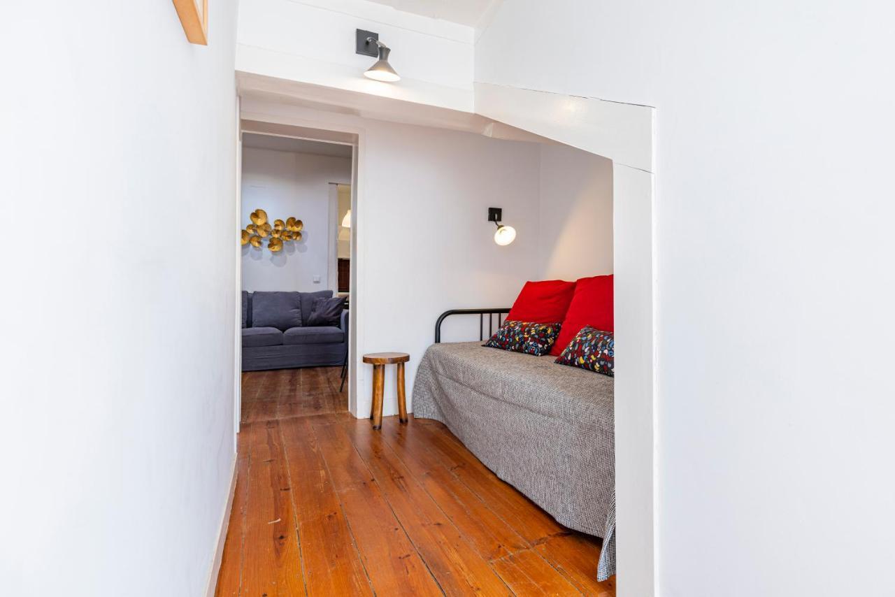 Alfama 2Bdr Duplex Apartment W/ Balcony By Lovelystay Lisboa Exterior foto